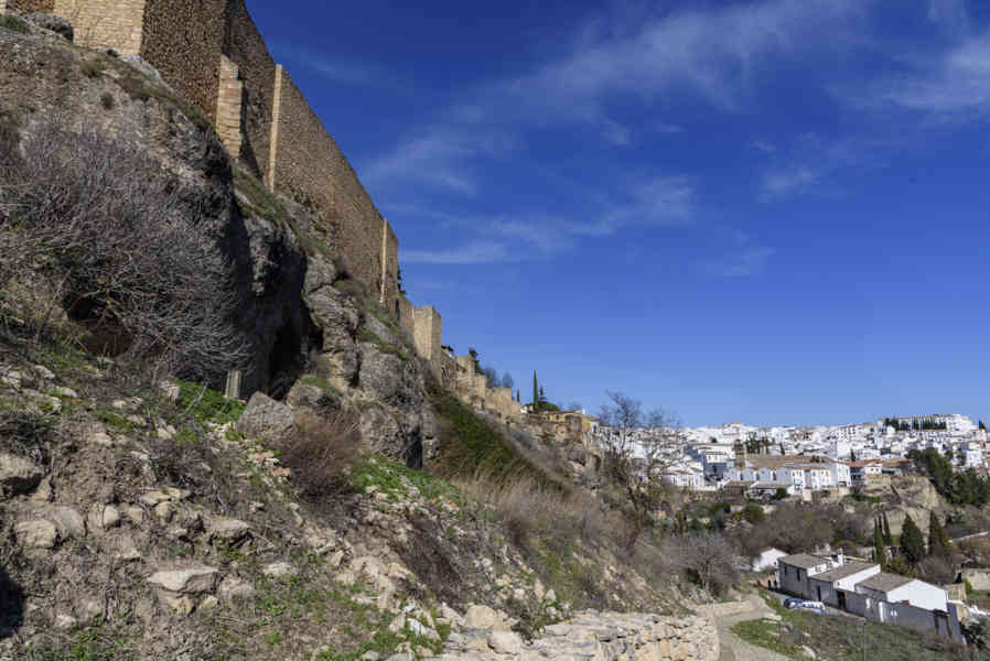 Málaga - Ronda 110 - muralla del Carmen.jpg